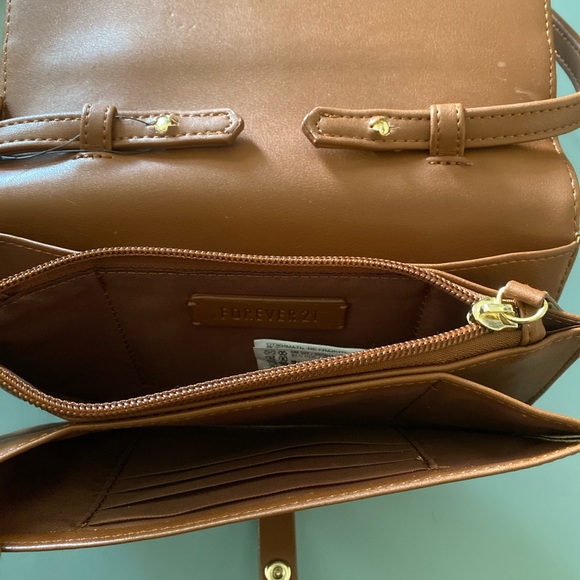 Forever21 brown 3-pocket purse. - Picture 3 of 3